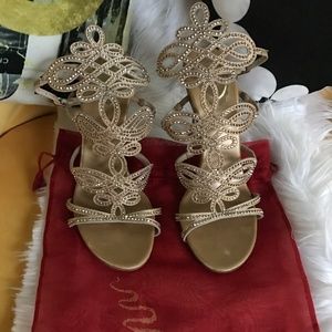 Rene Caovilla : Gold Crystal-studded satin T-strap